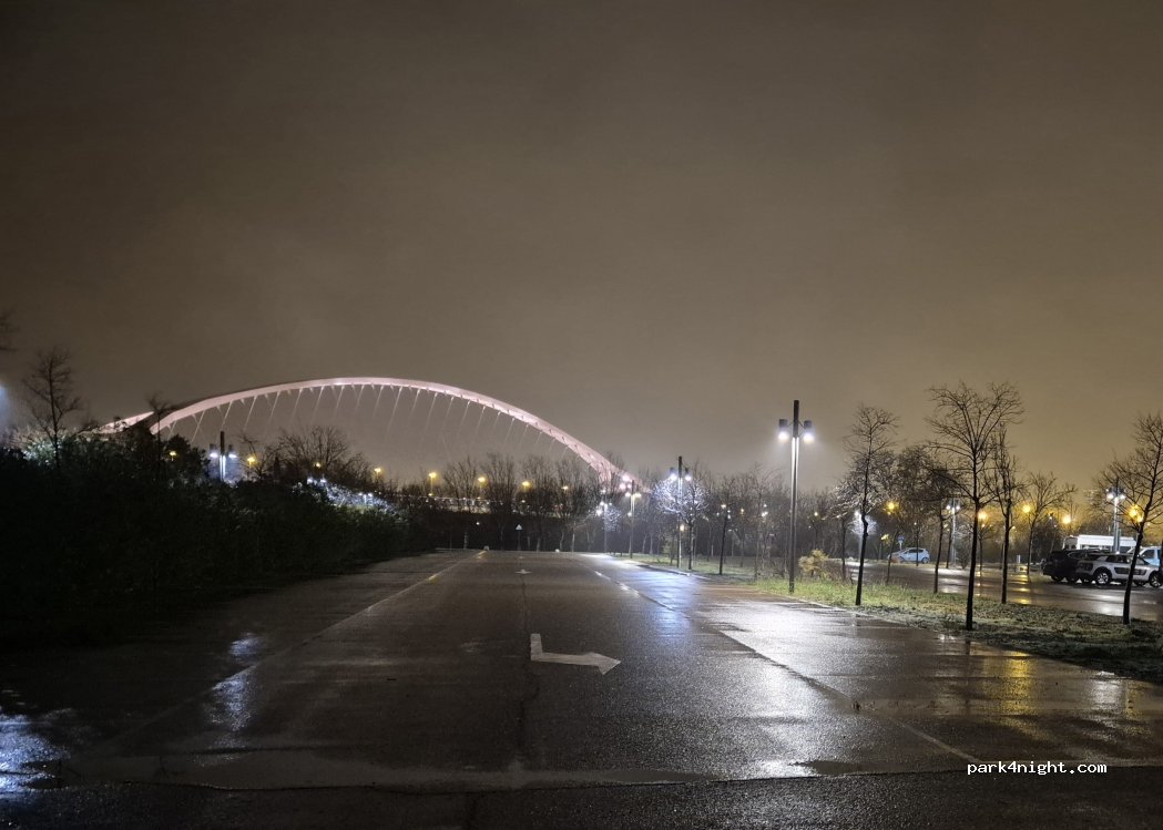 (50018) Zaragoza - P.º de los Puentes — foto 5