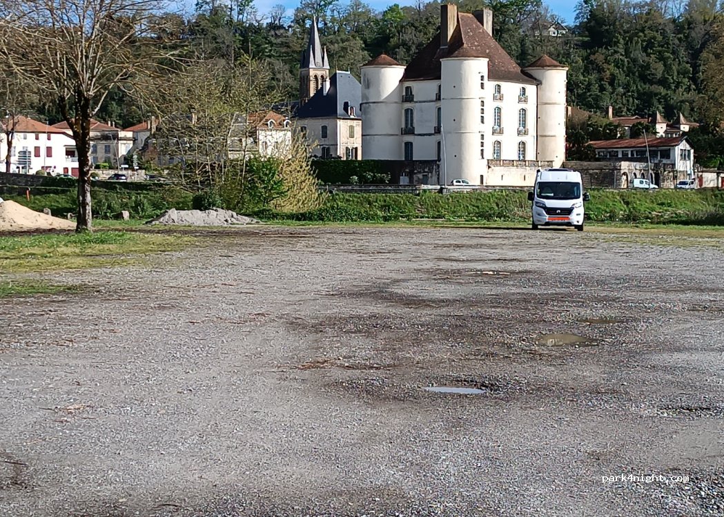 (40300) Peyrehorade - 141 Route des Pyrénées — foto 4
