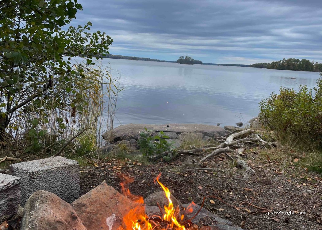 (546 94) Undenäs - Unnamed Road — foto 3