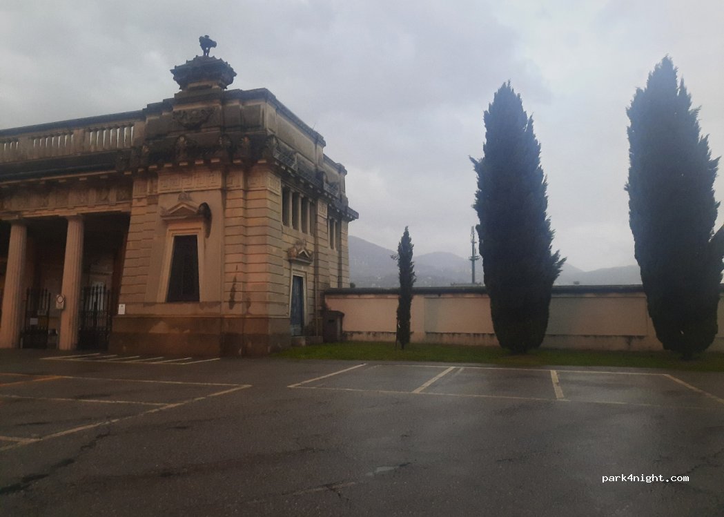 (28922) Verbania - 14 Viale Rimembranze — foto