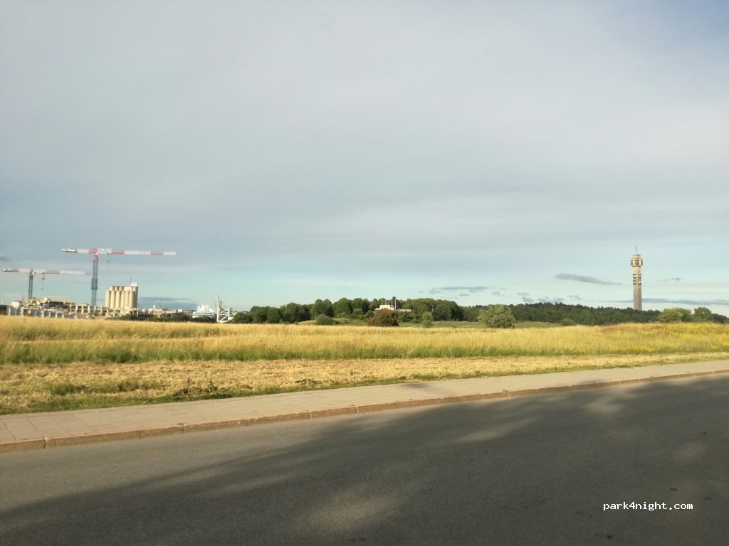 (115 27) Stockholm - Valhallavägen — foto 2