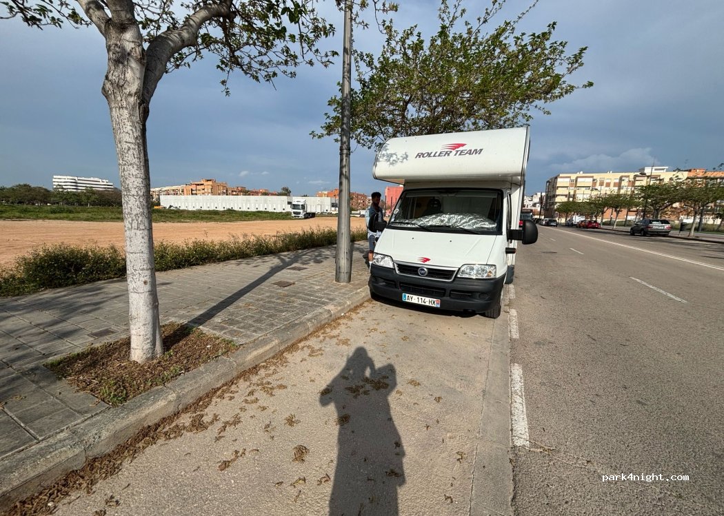(46024) Valencia - Carrer de Les Barraques del Figuero — foto 3