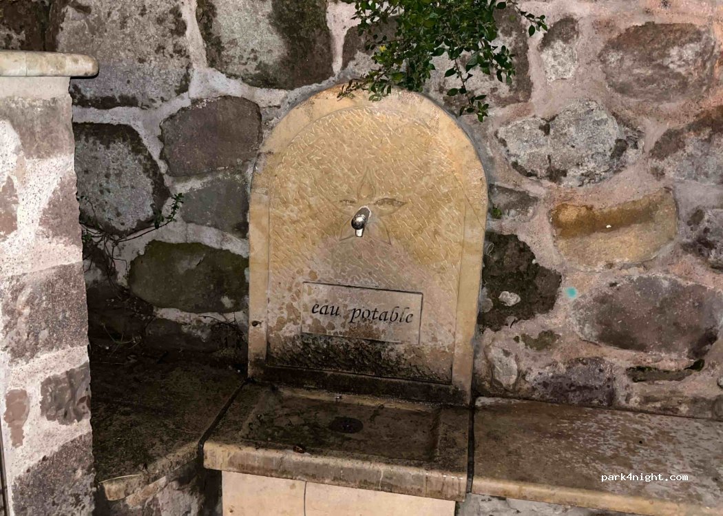 (83600) Les Adrets-de-l'Estérel - 20bis Rue Grande — foto
