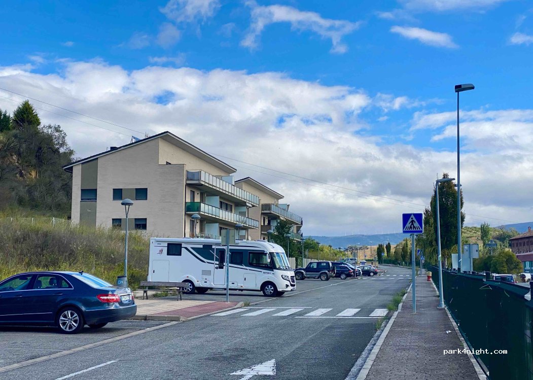 (31100) Puente la Reina - 17A Calle Irunbidea — foto 3