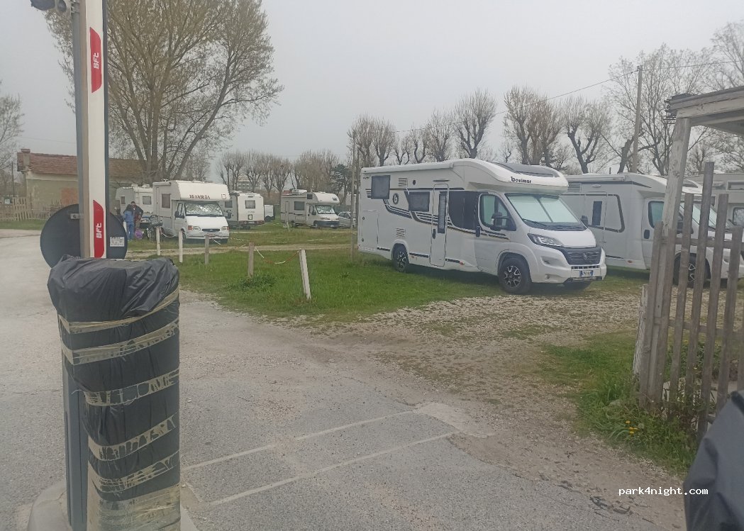 (47814) Bellaria-Igea Marina - 15A Via dei Mille — foto
