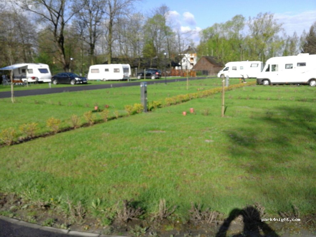 (32-608) Osiek - 213 Główna — foto