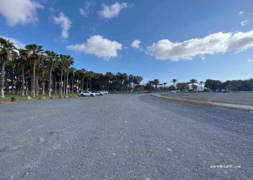 (35100) Maspalomas - 44A Avenida Touroperador Tui — foto 2