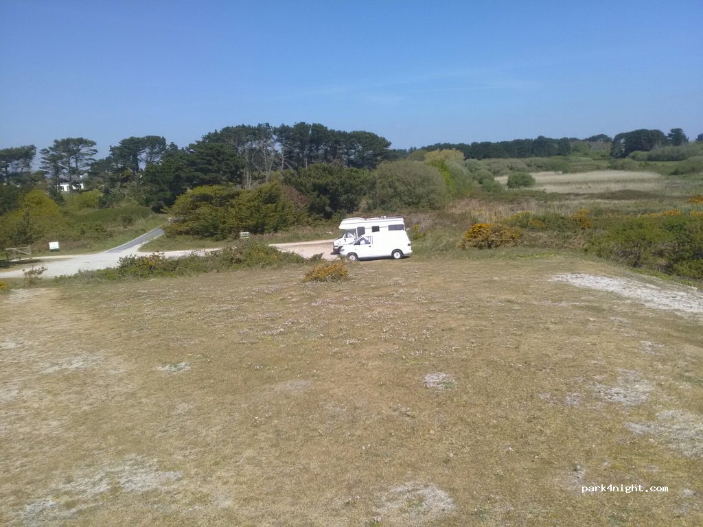 (29730) Treffiagat - Unnamed Road — foto