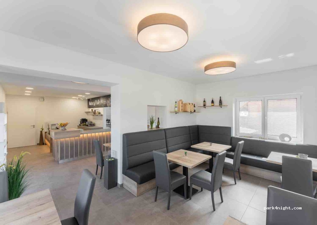 (99830) Ifta - 24 Eisenacher Straße — foto