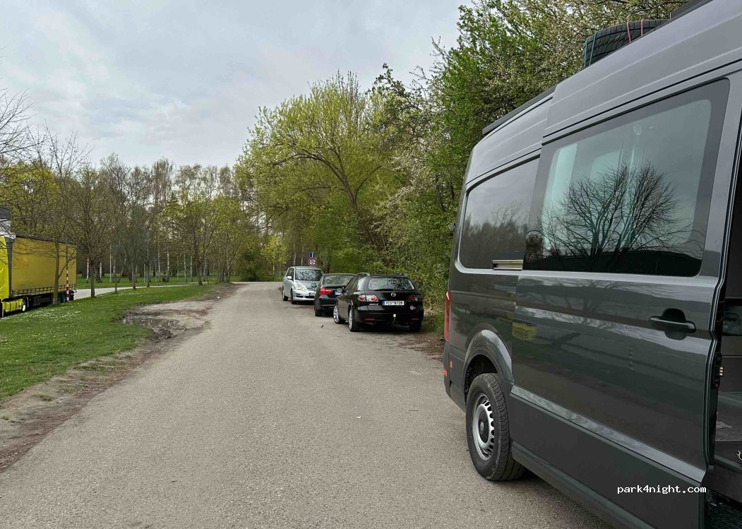 (370 05) České Budějovice - Na Sádkách — foto 2