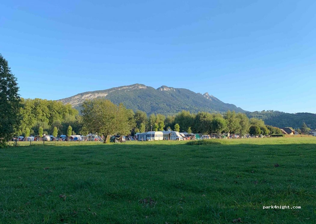 Camping *** Le Solitaire du Lac — foto