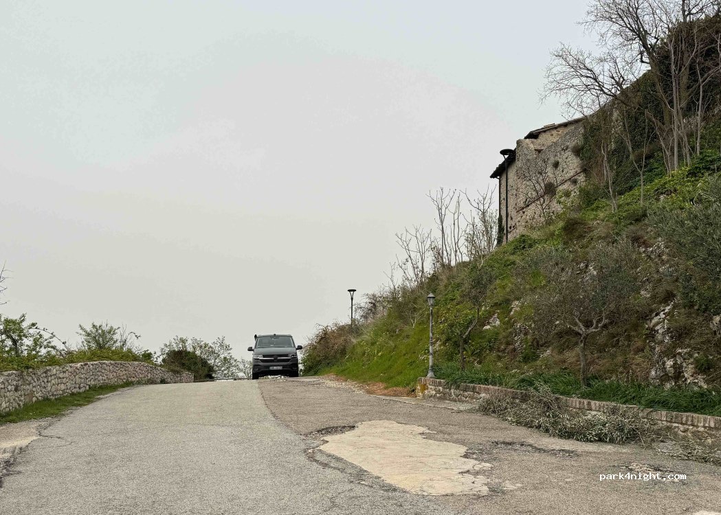 (47825) Poggio Torriana - 15 Via Castello — foto
