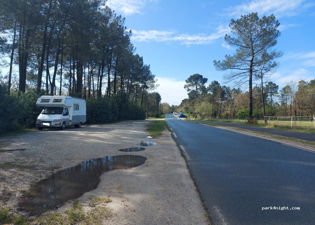 (33850) Léognan - 1 Chemin des Terres Rousses — foto