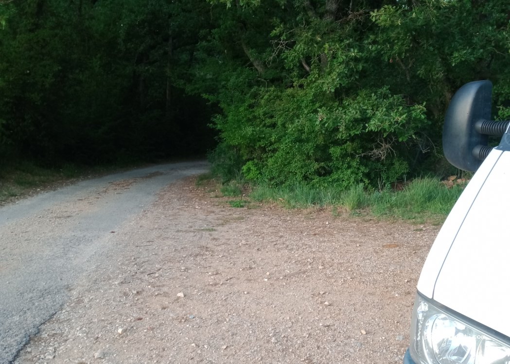 (84400) Rustrel - 1019 Chemin de la Poste — foto 2