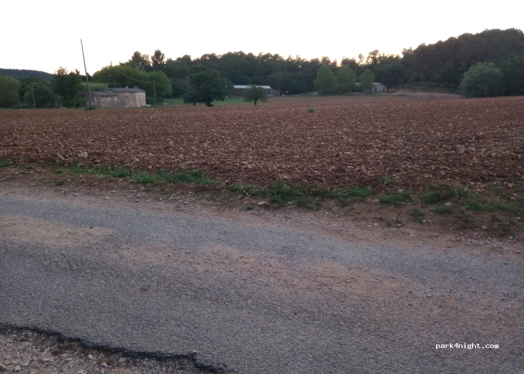 (84400) Rustrel - 1019 Chemin de la Poste — foto 3