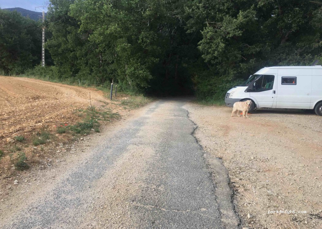 (84400) Rustrel - 1019 Chemin de la Poste — foto 4