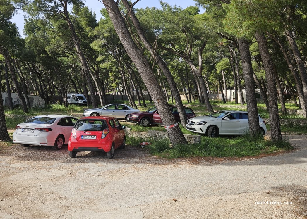 (21300) Makarska - 10 Put Cvitačke — foto 3