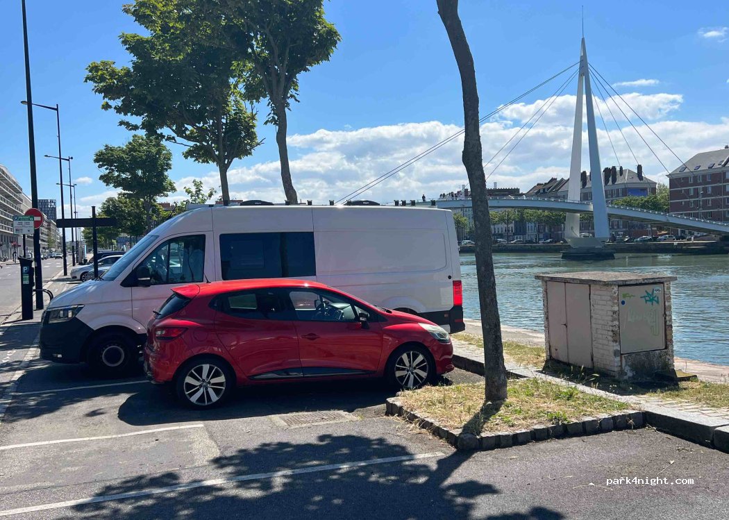 (76600) Le Havre - 41 Quai George V — foto