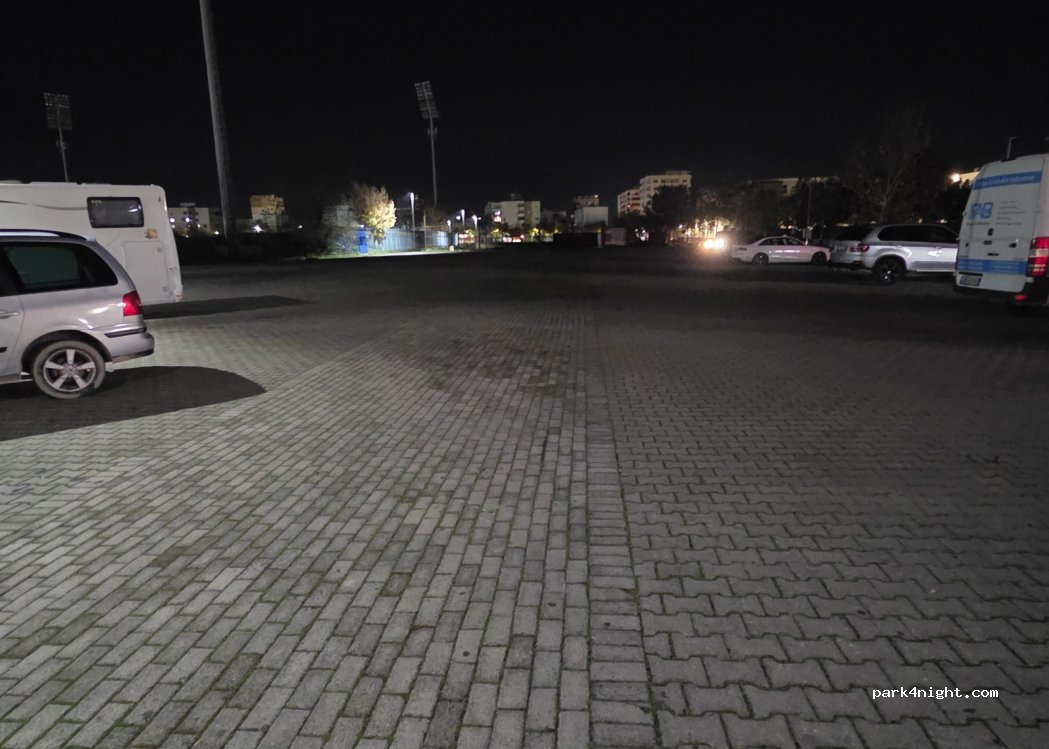 () Durrës - Rruga Hysen Kertusha — foto 2