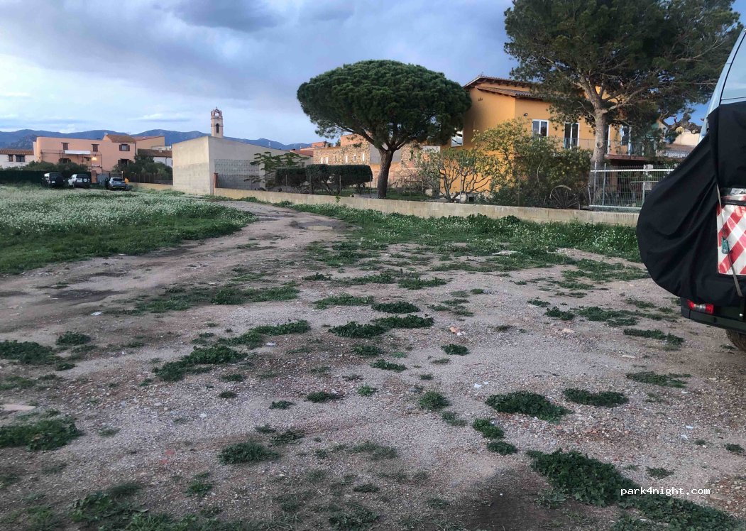 (17752) Mollet de Peralada - 18 Carrer Figueres — foto
