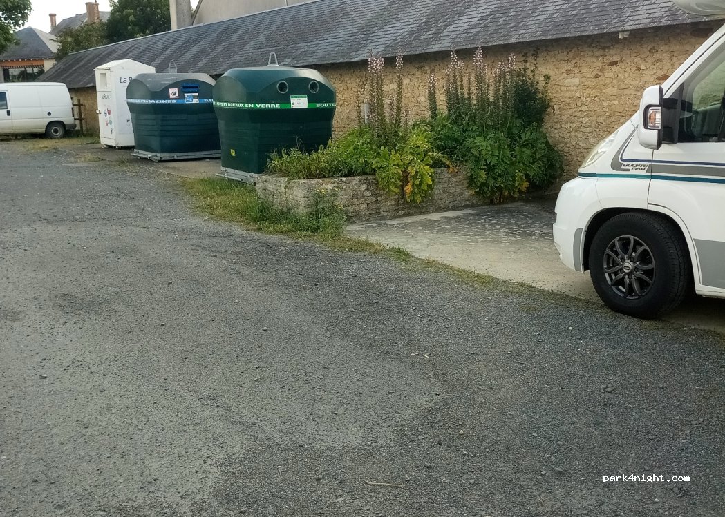 (79100) Plaine-et-Vallées - 4 Rue des Écoles — foto