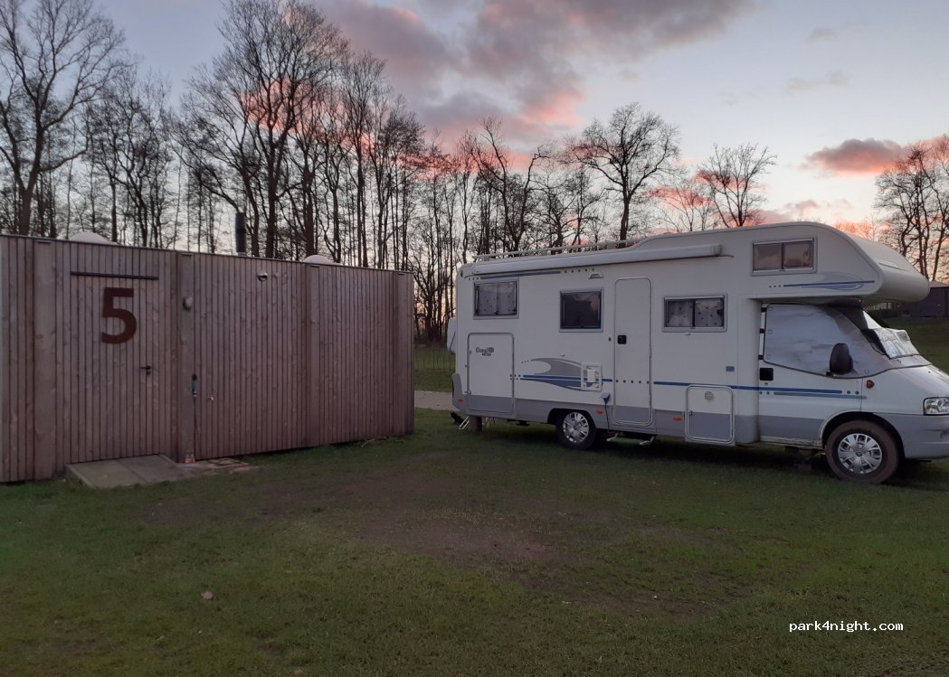 Camping en Vakantiepark De Witte Berg — foto