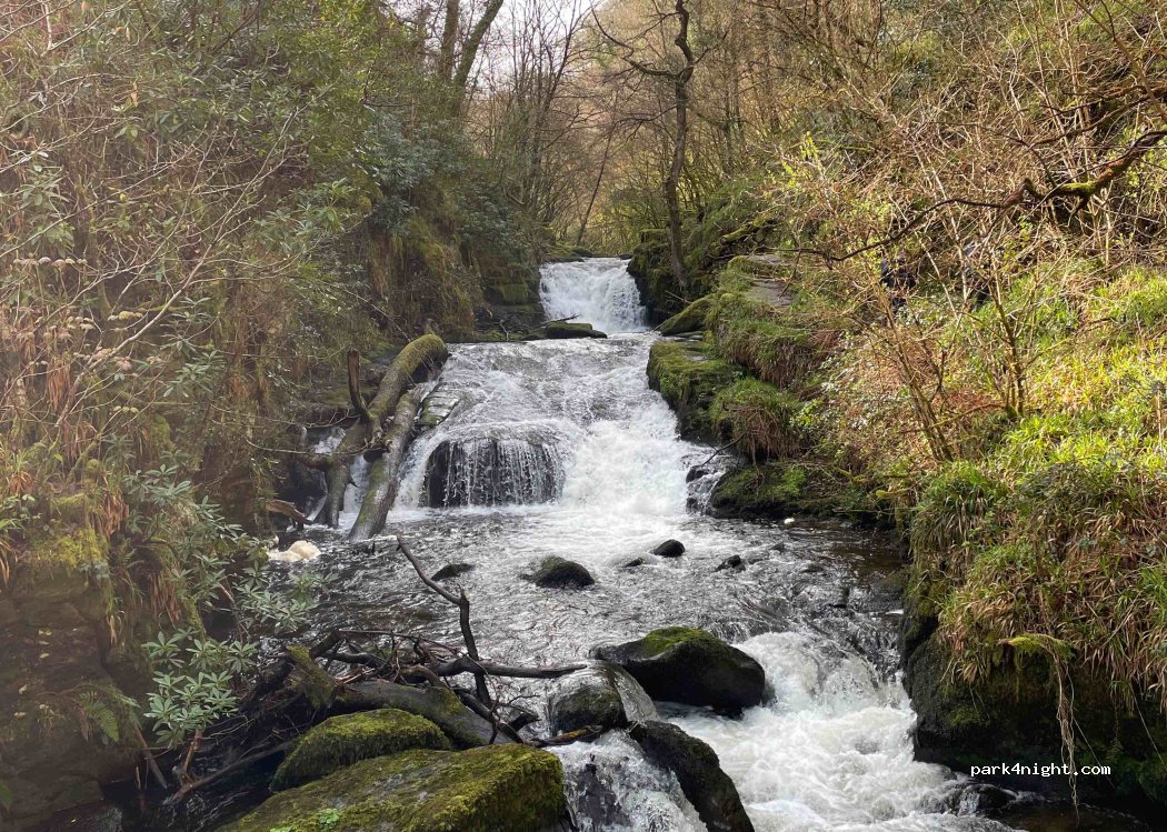 (EX35 6NT) Lynmouth - Watersmeet Road — foto