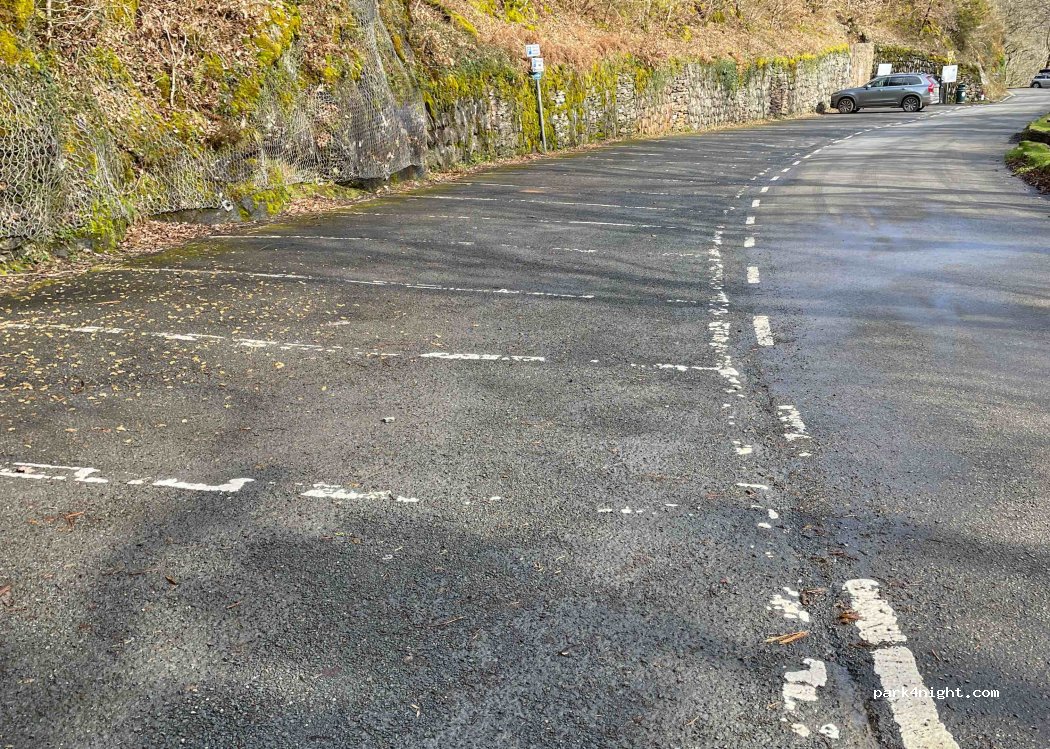 (EX35 6NT) Lynmouth - Watersmeet Road — foto 2
