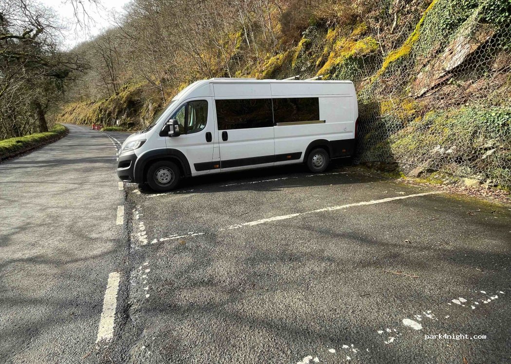 (EX35 6NT) Lynmouth - Watersmeet Road — foto 3