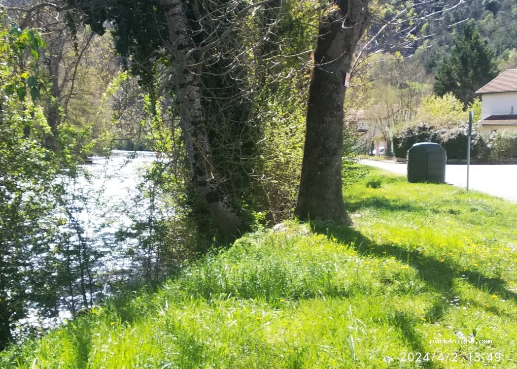 (09400) Tarascon-sur-Ariège - 47 Promenade de l'Ariège — foto 2
