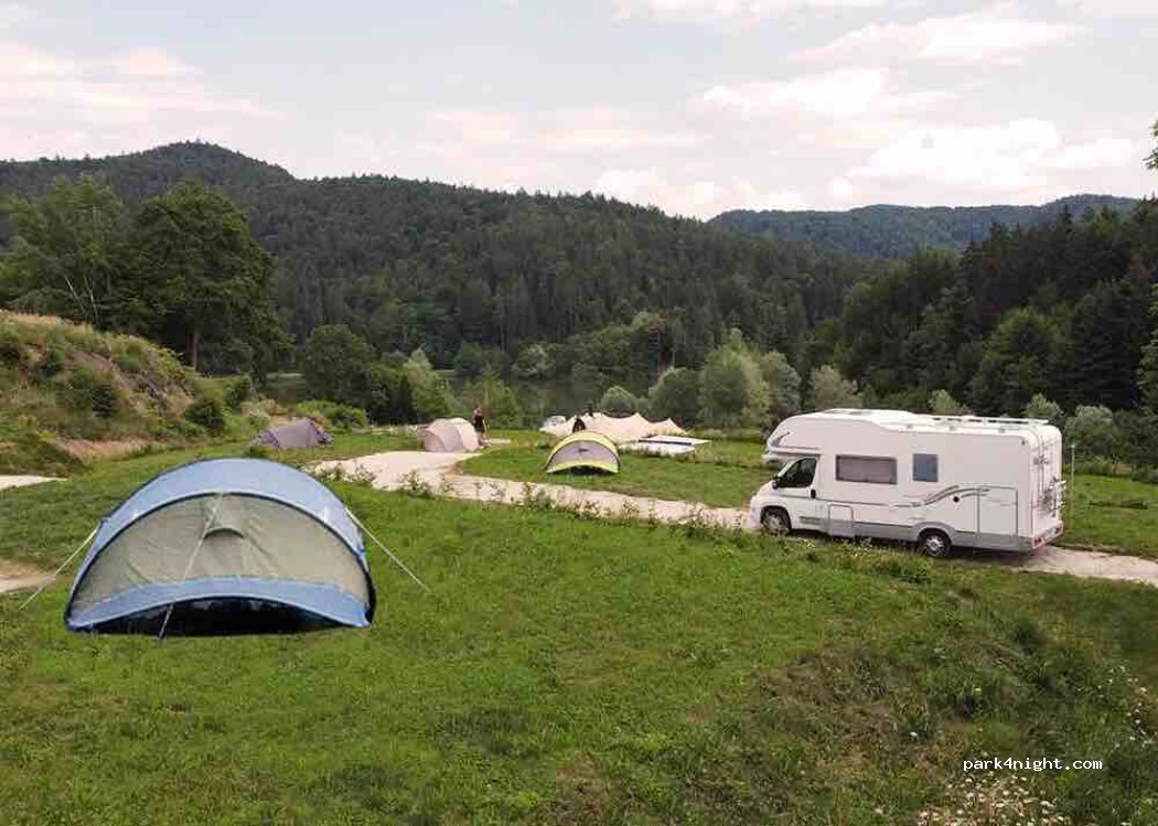 Mažijev Grič Camper Stop — foto