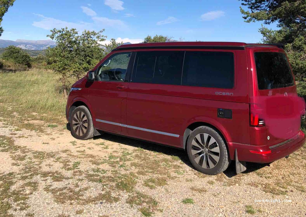 (04500) Saint-Laurent-du-Verdon - Unnamed Road — foto 2