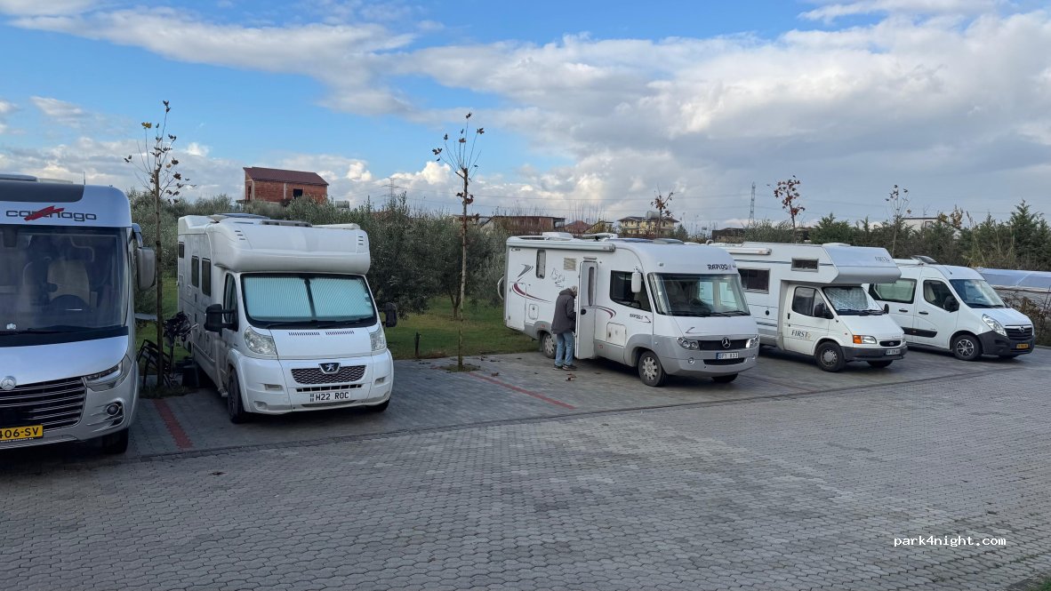 Camper Parking - Vila Lufi — foto 5
