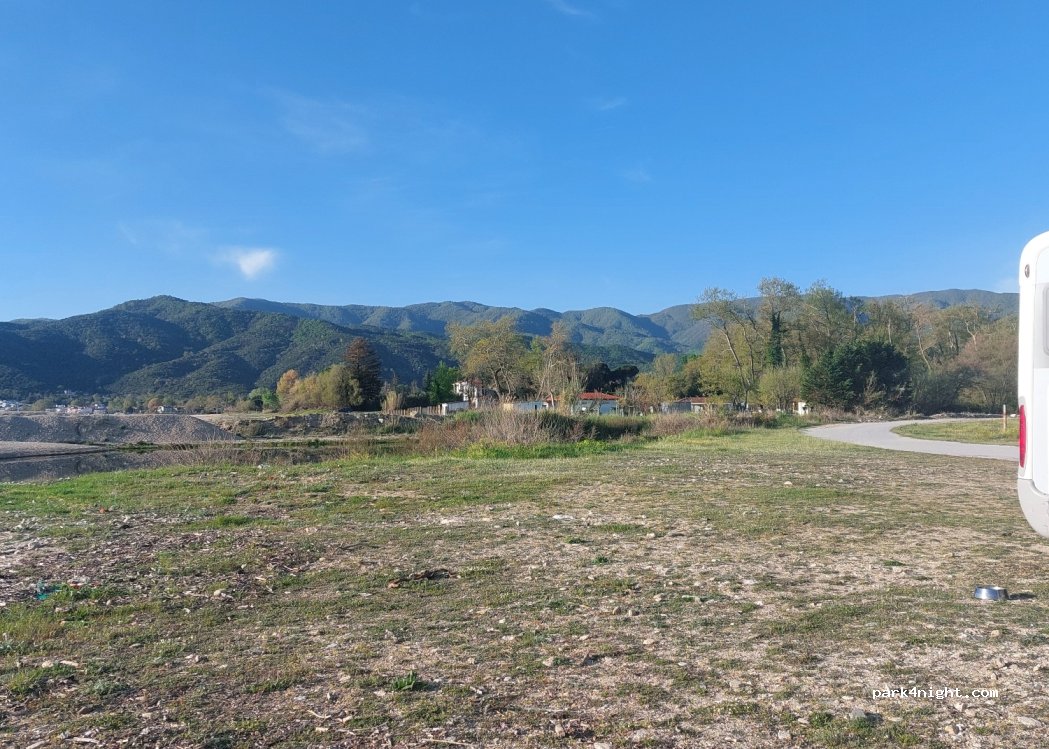 (630 74) Arnea - Unnamed Road — foto