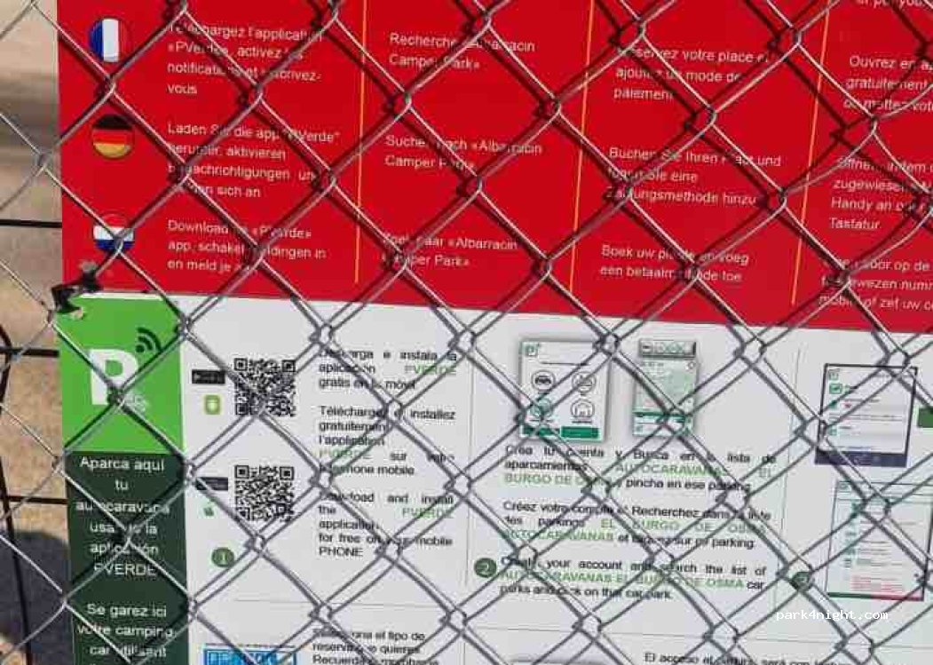 Área de Estacionamiento de Autocaravanas Burgo de Osma — foto