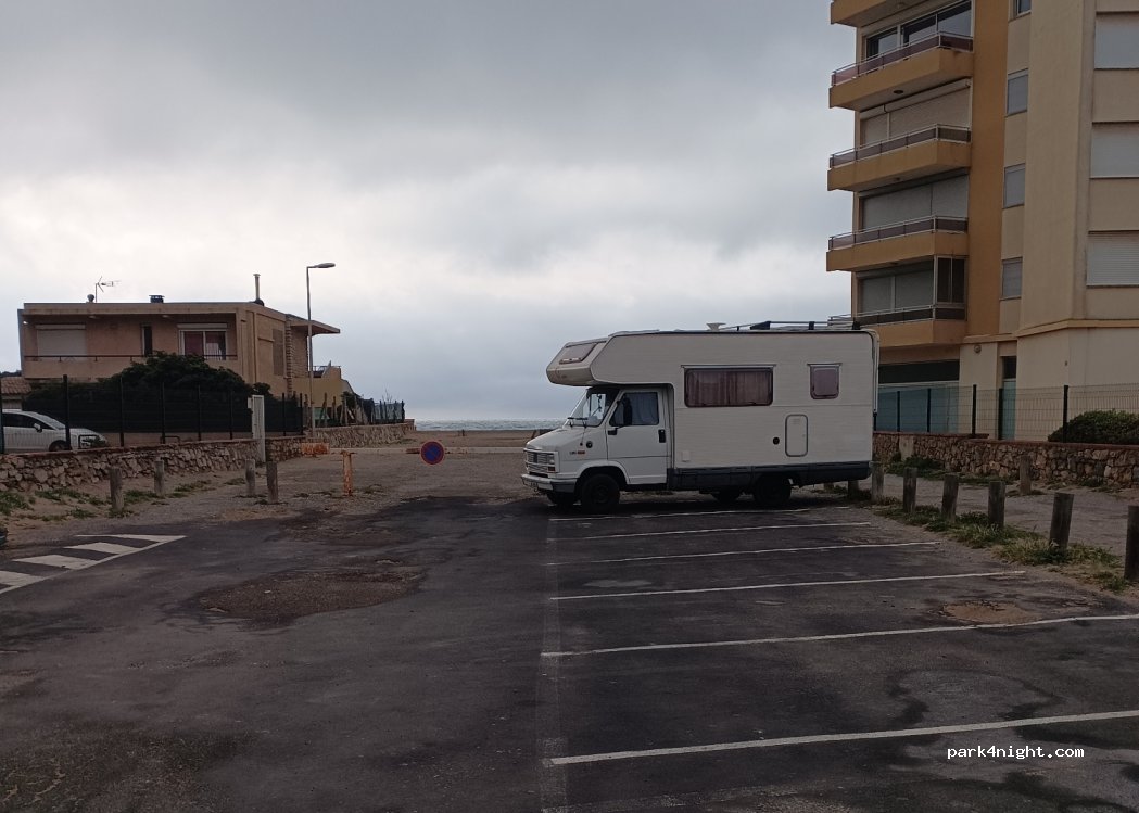 (34350) Valras-Plage - 14 Avenue des Elysées — foto