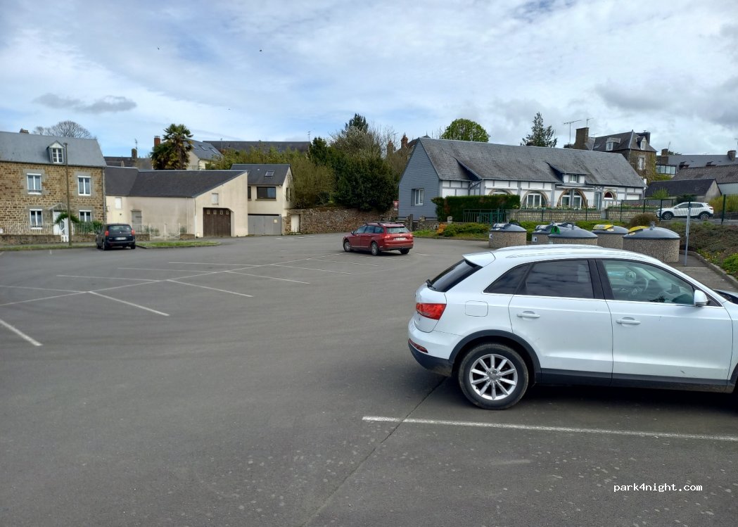 (50220) Ducey-les-Chéris - 28 Rue du Midi — foto