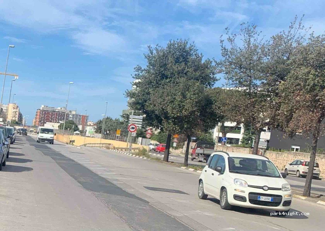 (70124) Bari - Viale Louis Pasteur — foto