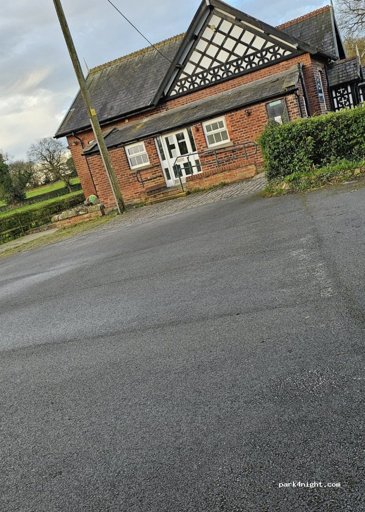(SK10 4SA) Macclesfield - 5 Birtles Road — foto