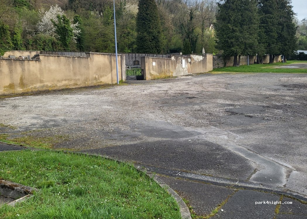 (25630) Sainte-Suzanne - 1 Rue du Cimetière — foto
