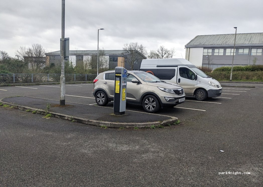 (PL6 5ZD) Plymouth - 4a Barrack Court — foto