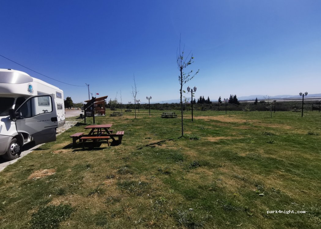 (09220) Söke - Unnamed Road — foto