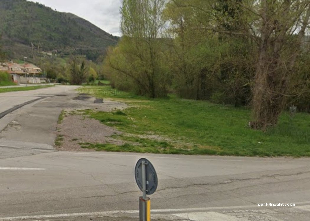 (05100) Piediluco - 6 Viale della Pace tra i Popoli — foto 2