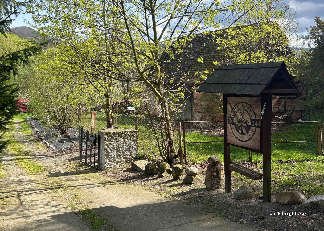 Camping Spływy Noclegi Bardo Chrobròwka — foto
