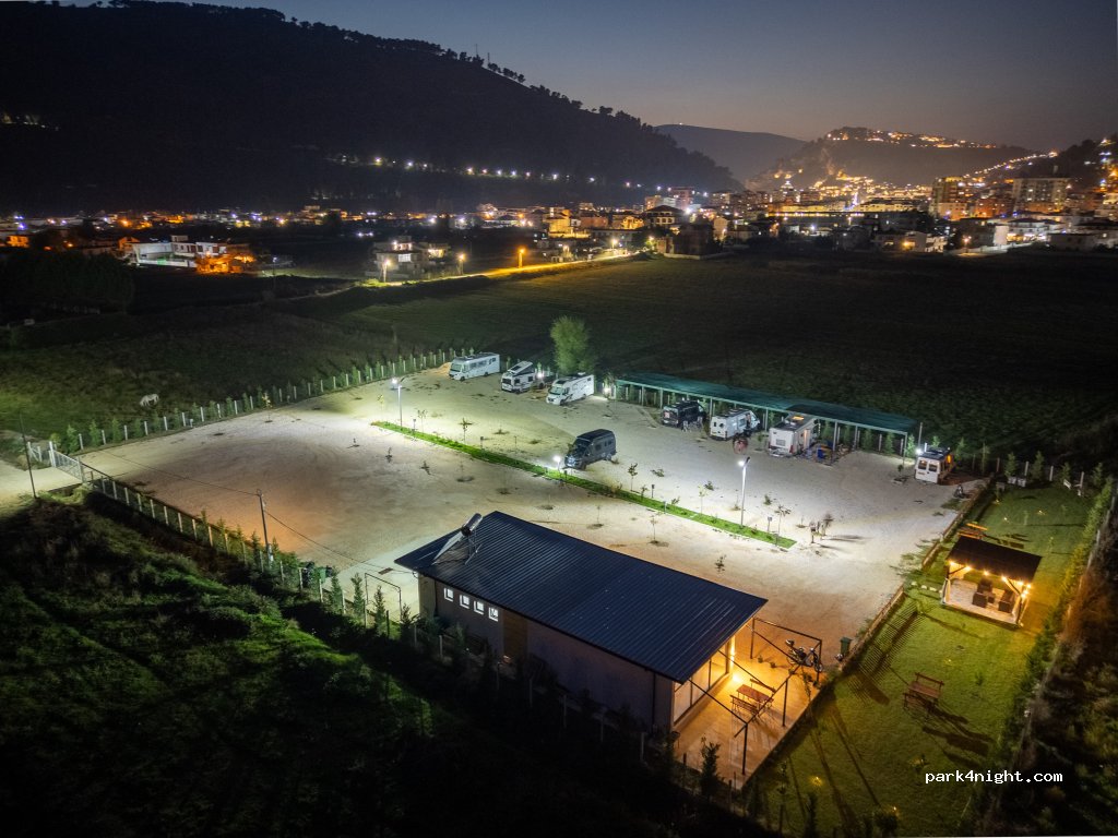 Camping Camperstop Berat — foto