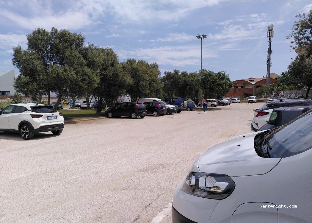 (07046) Porto Torres - 3 Via Antonietta Bassu — foto