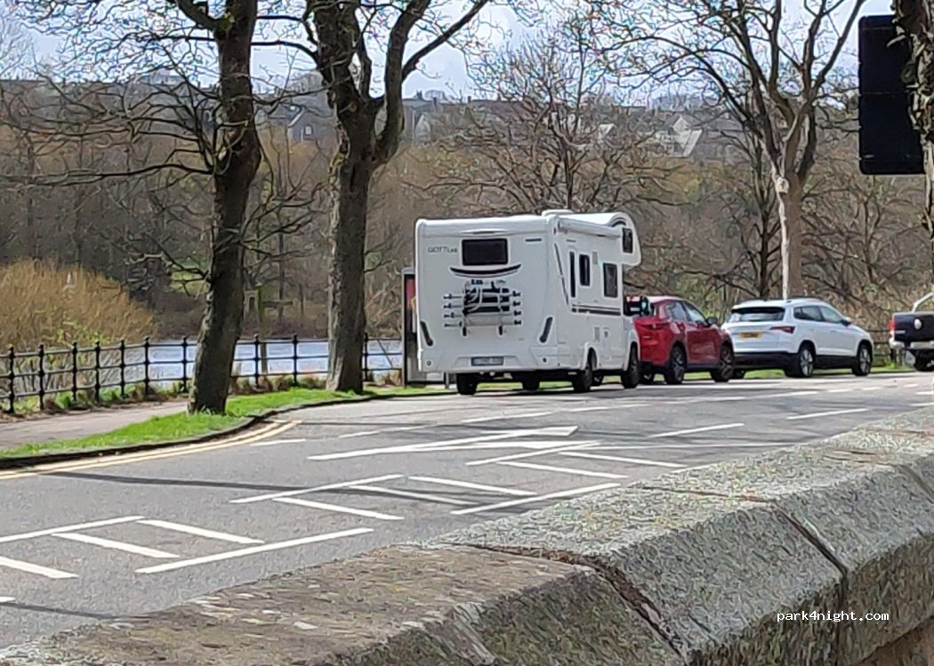 (AB11 7SL) Aberdeen - 3 Riverside Drive — foto