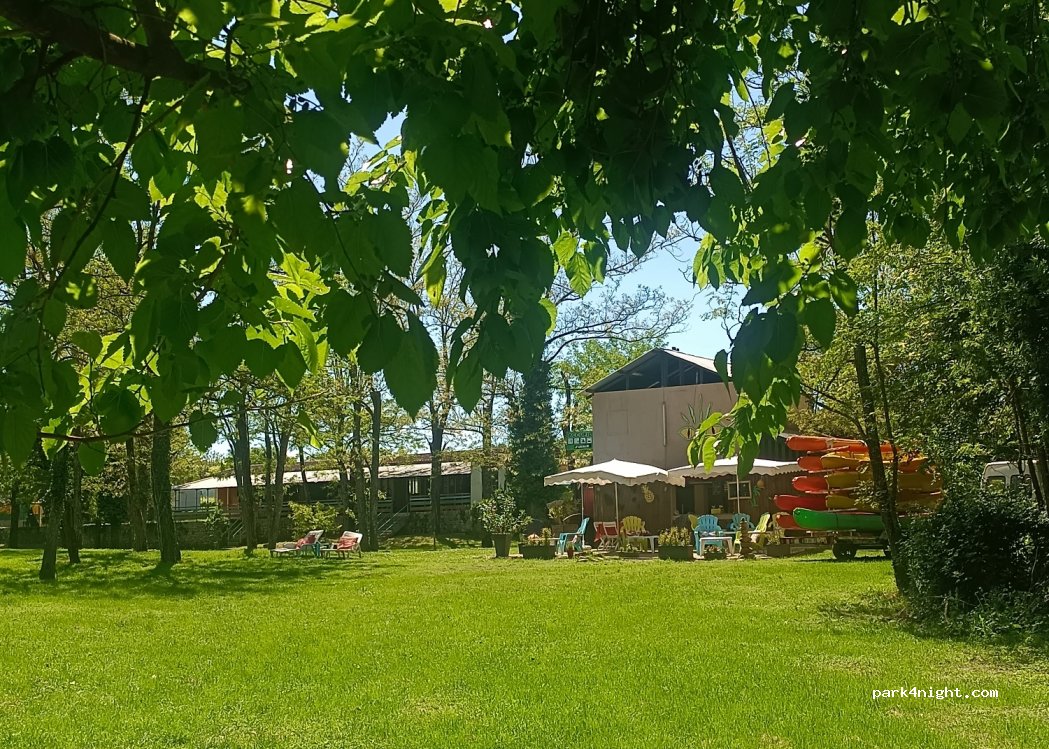 Base Recreation Camp Adrenaline — foto