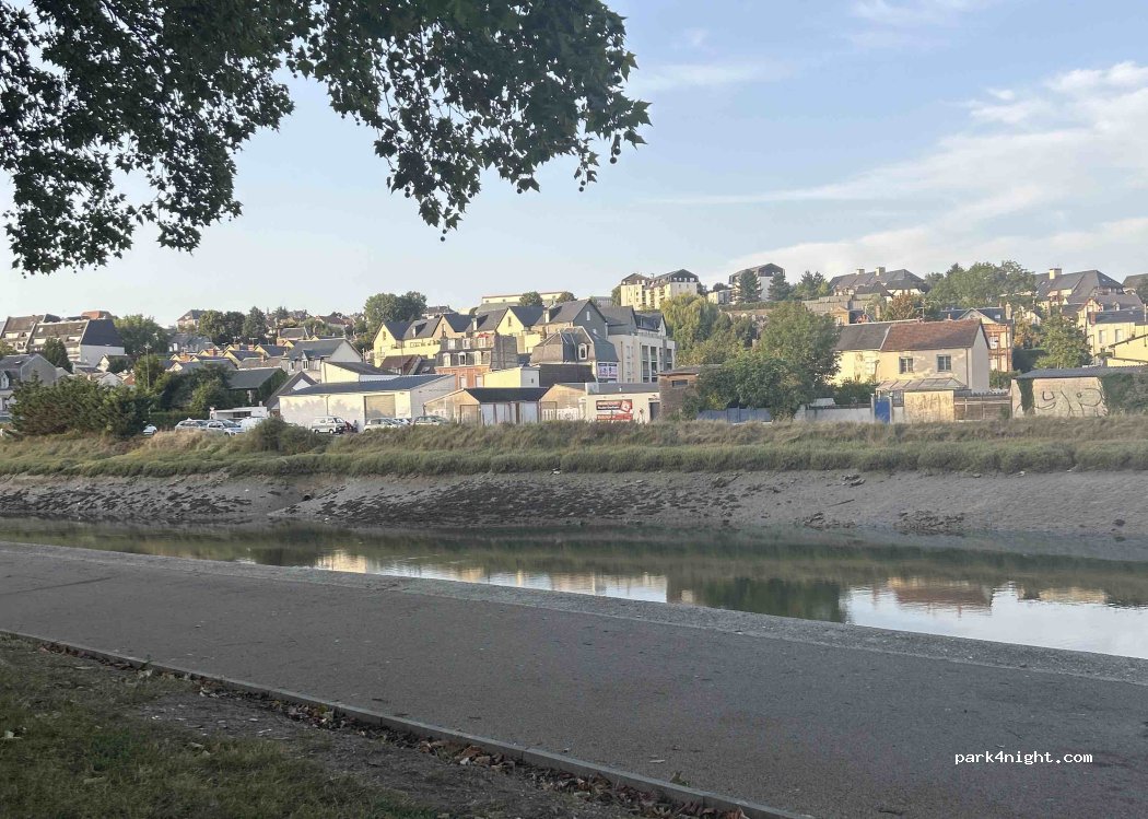 (14800) Deauville - 11 Boulevard Eugène Boudin — foto 5