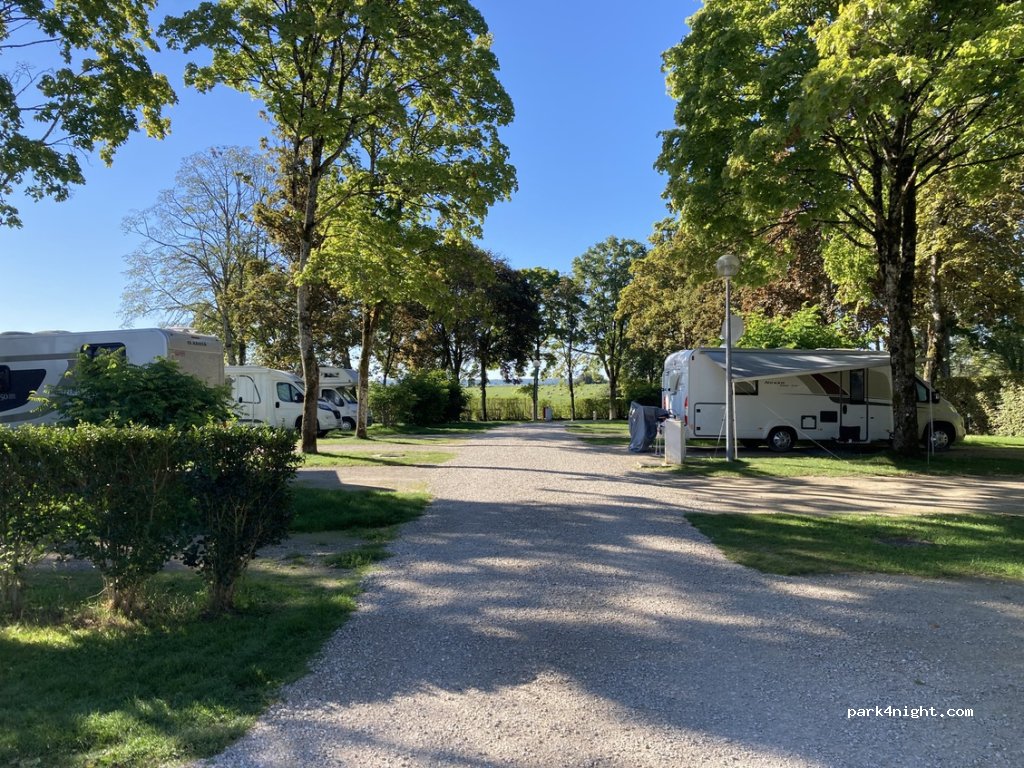 Camping de Contrexéville et Aire Camping-Car — foto